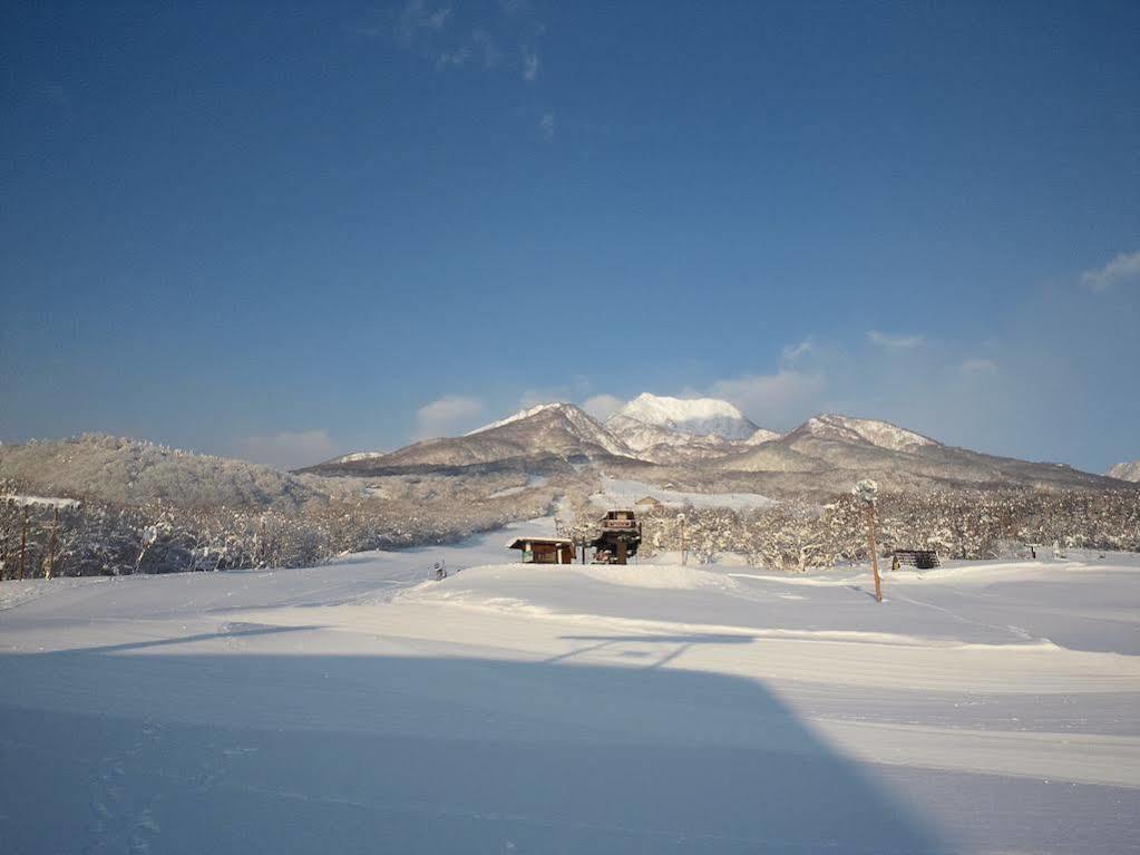 Hotel Alpen Blick Myoko Exterior foto